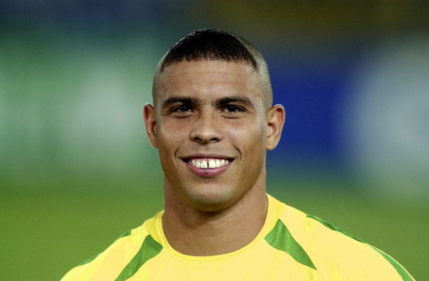Tóc Ronaldo béo: Sức ảnh hưởng của người ngoài hành tinh