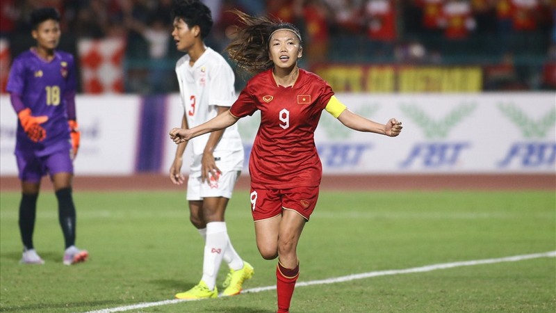 Cầu thủ Quỳnh Như là ngôi sao sáng nhất của bóng đá nữ Việt Nam